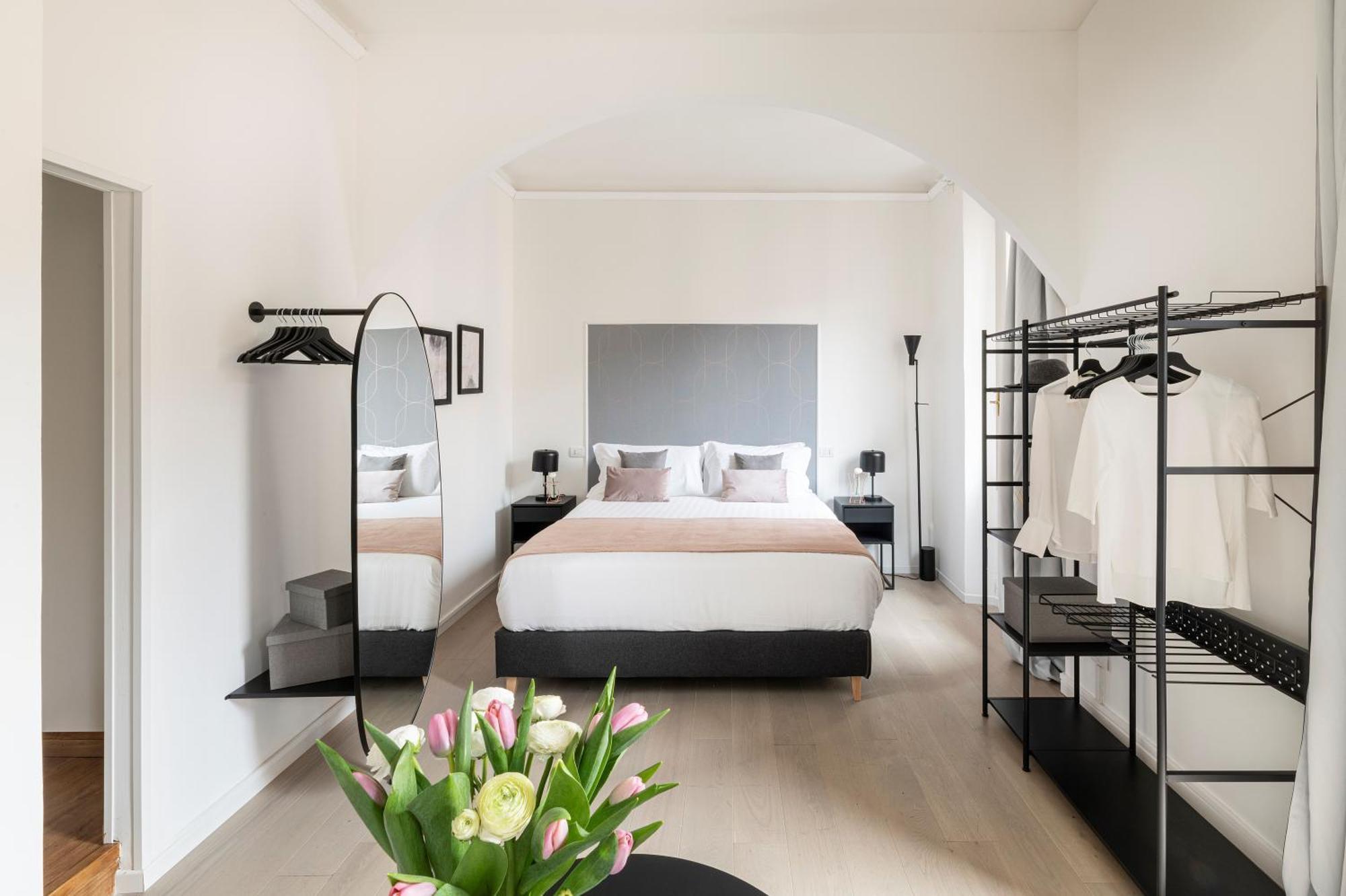 Easylife - Suite In Porta Venezia Милан Экстерьер фото